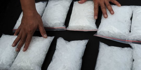 Sembunyikan 3,7 Kg Sabu di Korset, 4 Emak-emak di Sulsel Diringkus