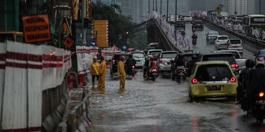 Jakarta Banjir, Pegawai Pemprov DKI Akan Kerja Bakti di Hari Libur
