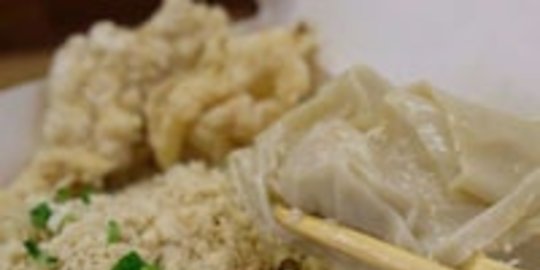 10 wisata kuliner bandung, mencicipi 'ceker setan' yang menggugah selera