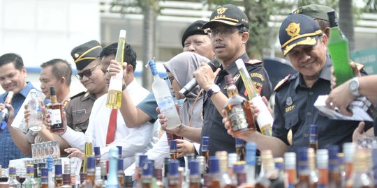 3 Tahun Terakhir, Bea Cukai Amankan Jutaan Rokok dan Ribuan Miras Ilegal