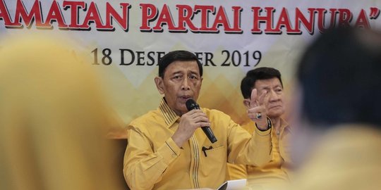 besar dituduh pengkhianat
