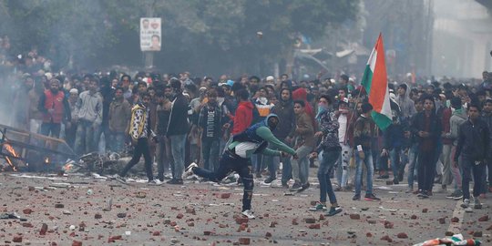 Tiga Orang Tewas Kena Peluru di India Saat Unjuk Rasa Penolakan UU Kewarganegaraan