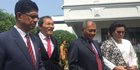 Tebar Senyum, Empat Pimpinan KPK Agus Cs Tiba di Istana Jelang Purnatugas