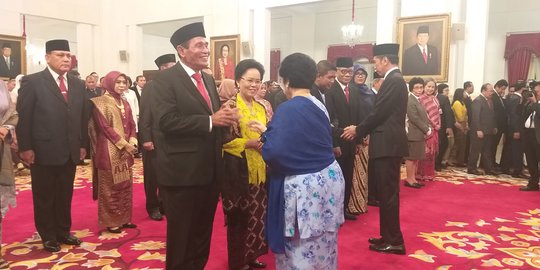 Pesan Jokowi ke Pimpinan dan Dewas KPK: Ekonomi Tumbuh, Iklim Usaha Meningkat