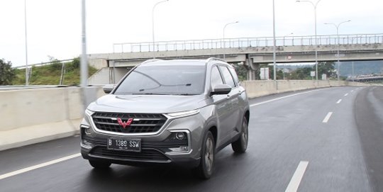 Tiga SUV di Bawah Rp400 Juta, Wuling Almaz Paling Menarik