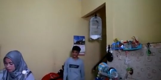 melihat dari dekat potret rumah sederhana komedian ucok baba