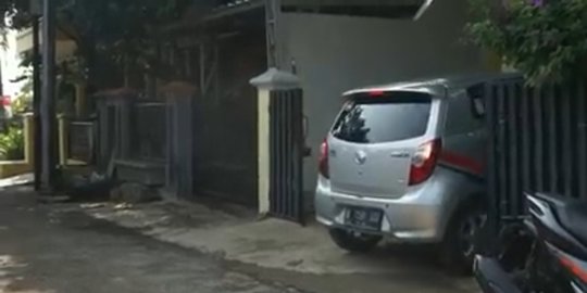 melihat dari dekat potret rumah sederhana komedian ucok baba