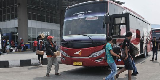 Kemenhub Luncurkan 'Jaket Bus', Beli Tiket Bus Bisa Online dan Pembayaran Non Tunai