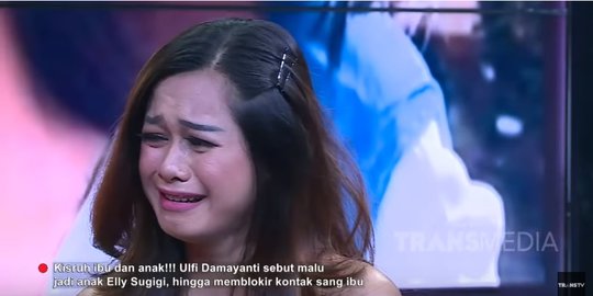 elly sugigi punya anak keturunan bule