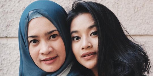 Cantik dan Memesona, Ini 8 Potret Siti Adira Kania Anak Ikke Nurjanah