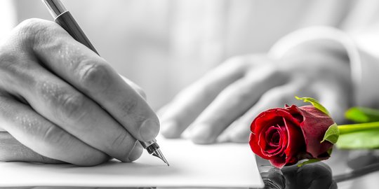 romantis dalam film rev4