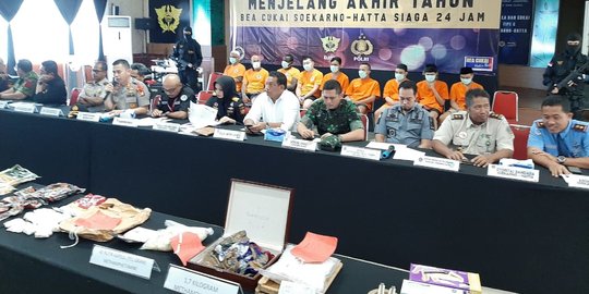 Bea dan Cukai Soekarno-Hatta Amankan 10 Orang Terkait Penyelundup Narkotika