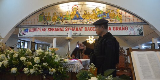 Pernah Jadi Sasaran Teror Bom, Gegana Sisir Gereja Kepunton Solo Jelang Natal