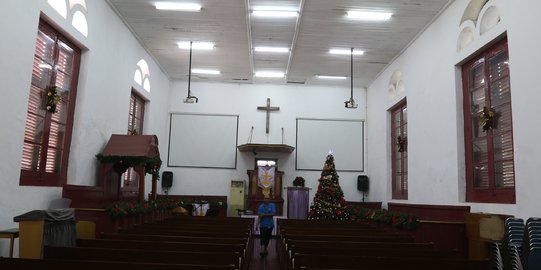 Melihat Persiapan Natal di Gereja Tugu