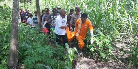 Mayat Perempuan Bugil Diduga Korban Pembunuhan Ditemukan di Kebun Jagung Ngawi