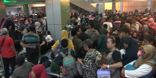 3 Kapal Pelni Angkut 4.540 Pemudik Natal dan Tahun Baru di Pelabuhan Makassar