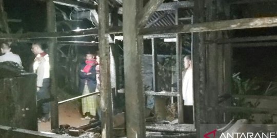 Rumah Dilalap Si Jago Merah, Nenek 75 Tahun Tewas Terpanggang