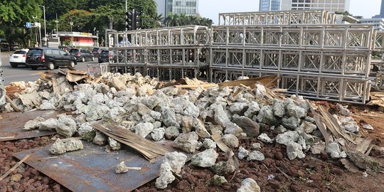 Warga Sayangkan Pemprov DKI Bongkar Instalasi Gabion untuk Panggung Malam Tahun Baru