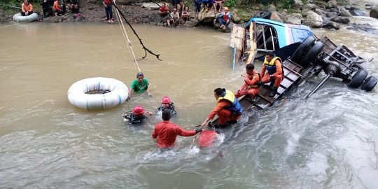 28 Meninggal, Pencarian Korban Bus Sriwijaya Kecelakaan Dilanjutkan Besok