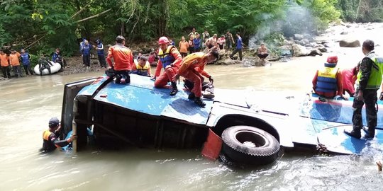 Data Sementara Korban Selamat dan Tewas Kecelakaan Maut Bus Sriwijaya