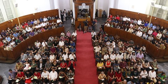 Suasana Khidmat Malam Natal di Gereja Immanuel