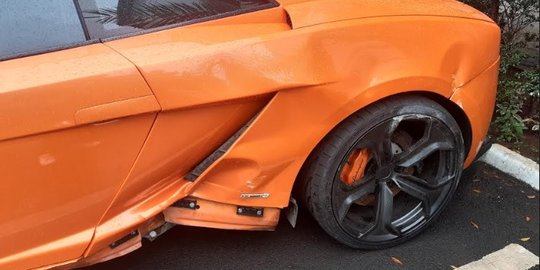 Saat Kecelakaan, Lamborghini Milik Abdul Malik Pakai Pelat Nomor Palsu
