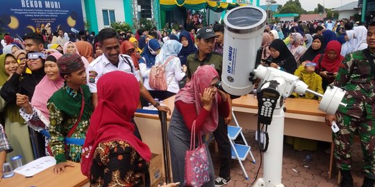 Nobar Gerhana Matahari Cincin di UMSU Medan Pecahkan Rekor MURI