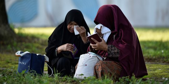 Mengenang 15 Tahun Tsunami Aceh di Kuburan Massal