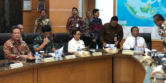 Bahas Papua, Mahfud MD Kumpulkan Panglima TNI Hingga Menlu