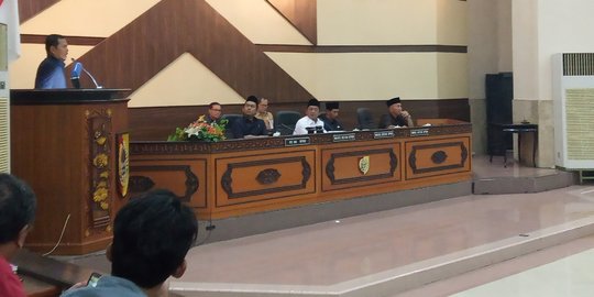 Tak Hadir Sidang Interpelasi, Bupati Jember Mau Dimakzulkan DPRD