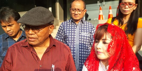 Pelaporan Dewi Tanjung Tetap Diproses Polisi Meski Penyerang Novel Sudah Ditangkap