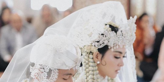 10 akun instagram terbanyak di-like pengguna indonesia, ayu ting ting apa jokowi?