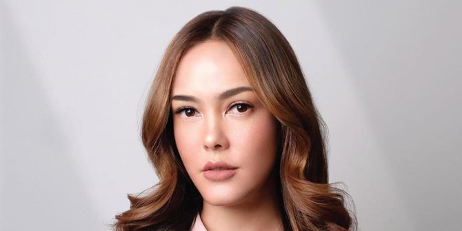 Sukses Jadi Artis, Ini 5 Bisnis yang Dirintis Cathy Sharon | merdeka.com