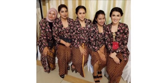 dengan kebaya rev4