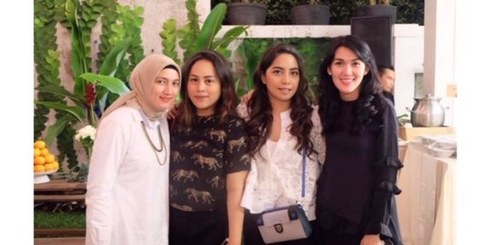 dengan hijabnya rev4