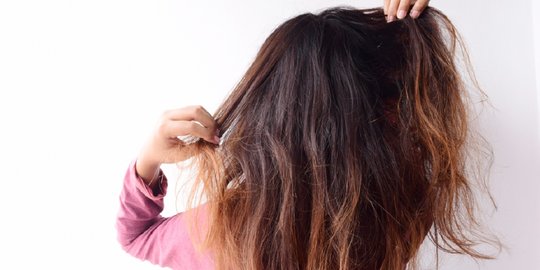 6 Cara Merawat Rambut dan Kulit Kepala, Mudah Dipraktikkan