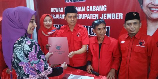 Bupati Absen Penjaringan Pilkada Jember, PDIP Sebut yang Tidak Hadir Tidak Penting | merdeka.com - Merdeka.com