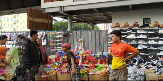 Penjualan Terompet di 2019 Tak 'Senyaring' Bunyinya