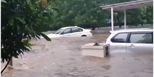 Perusahaan Asuransi Bisa Tolak Klaim Kerusakan Mobil Akibat Banjir, Kenapa?