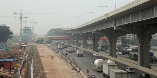 Pengendara Diminta Berhati-hati, Ini Lokasi Genangan Air di Tol Jakarta-Cikampek