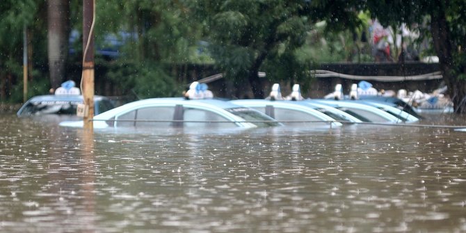 Dampak Banjir Di Awal Tahun 2020 Ke Aktivitas Bisnis Jakarta