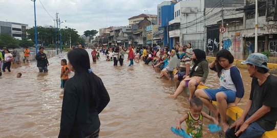 Menpan RB: PNS Korban Banjir Boleh Mengajukan Cuti