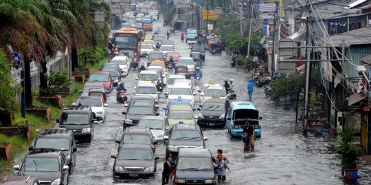 Ini Fakta-fakta Penyebab Jakarta Direndam Banjir