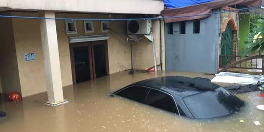 Mobil Rusak akibat Banjir, Ini Syaratnya agar Kerugian Anda Ditanggung Asuransi