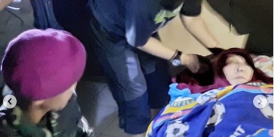 anggota keluarganya rev2