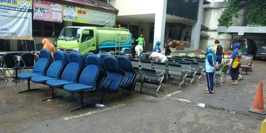 Empat Instansi Pemerintah di Bekasi Masih Lumpuh Pascabanjir