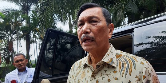 Luhut Pastikan Tak Ada Silang Pendapat Basuki dan Anies Soal Banjir