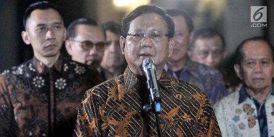Prabowo Akan Beli Kapal Besar untuk Amankan Laut Indonesia