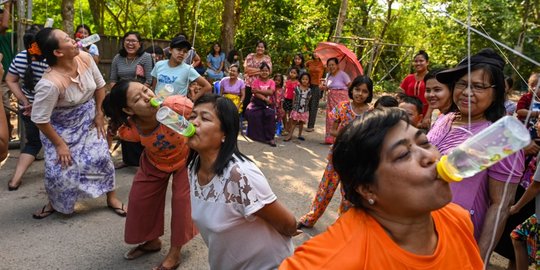 Lucu dan Serunya Lomba Perayaan HUT Kemerdekaan Myanmar