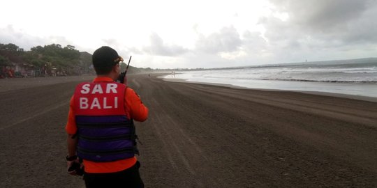 WNA Kolumbia Hilang Saat Berenang di Pantai Kuta